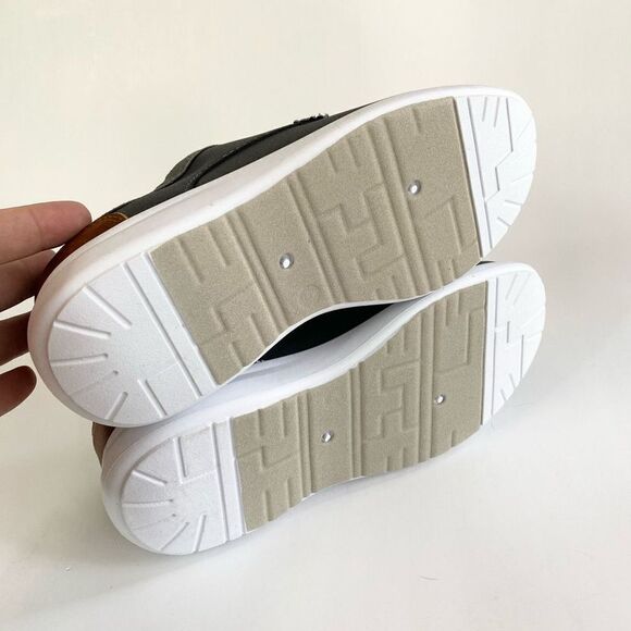 Steve Madden Lace Up Oxford Boys Leather Suede Casual Dress Shoe Gray Size 4 - Picture 4 of 7